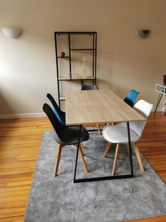 Chambre Privee Dans Appart Partage, Centre Ville, Avec Vue Sur Les Monuments Le Puy-en-Velay Ngoại thất bức ảnh